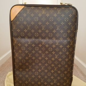 Louis Vuitton Pegase Legere 55